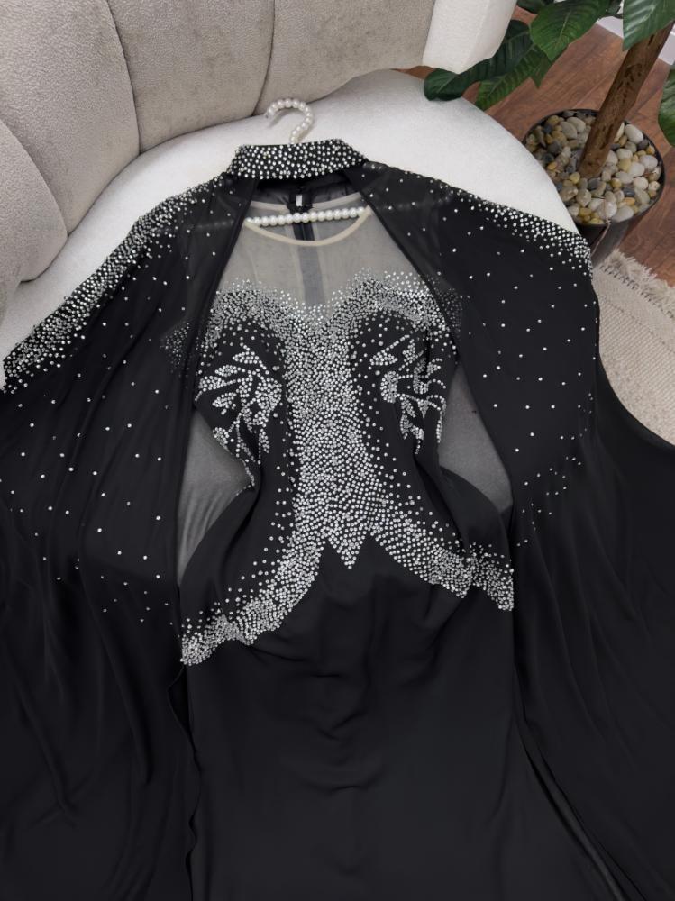 فستان سهره مطرز  تطريز يدوي متوفر بلونين