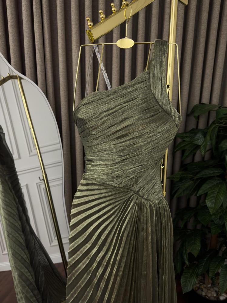 فستان سهره بكتف عاري أنيق