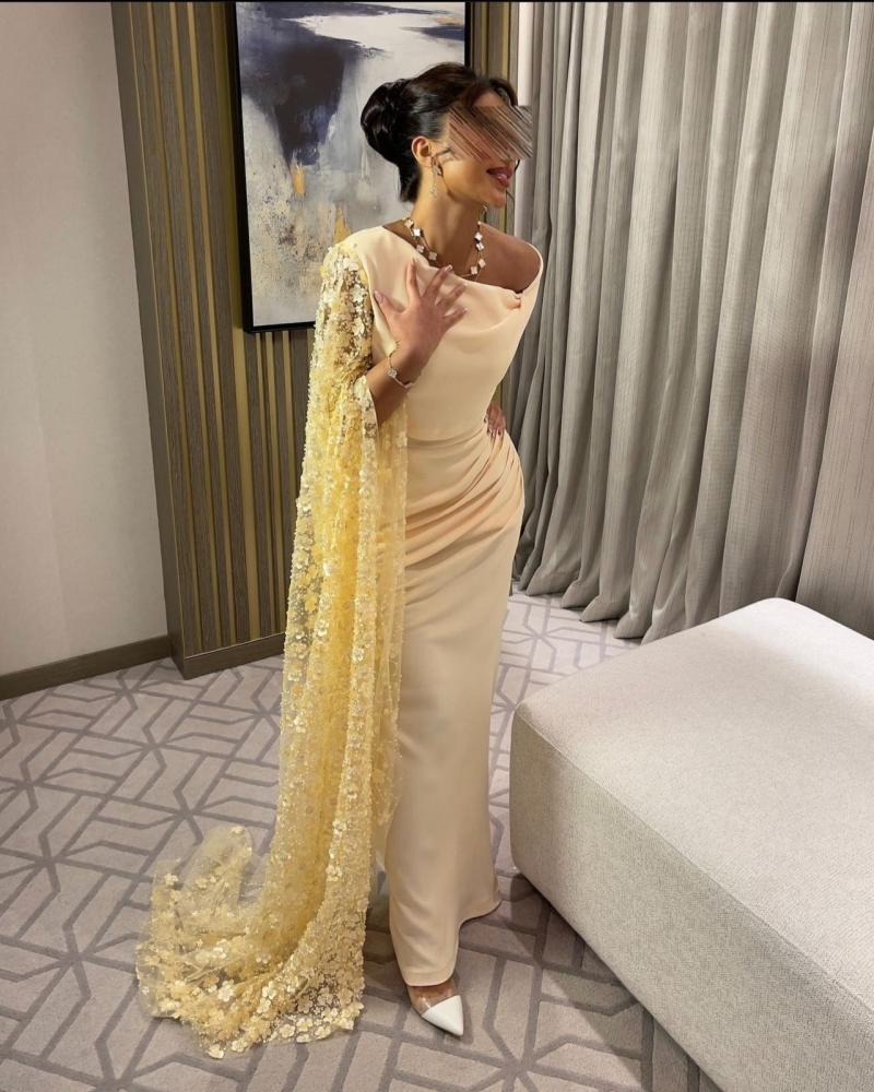 فستان باربي مزين بترتر -فاشن