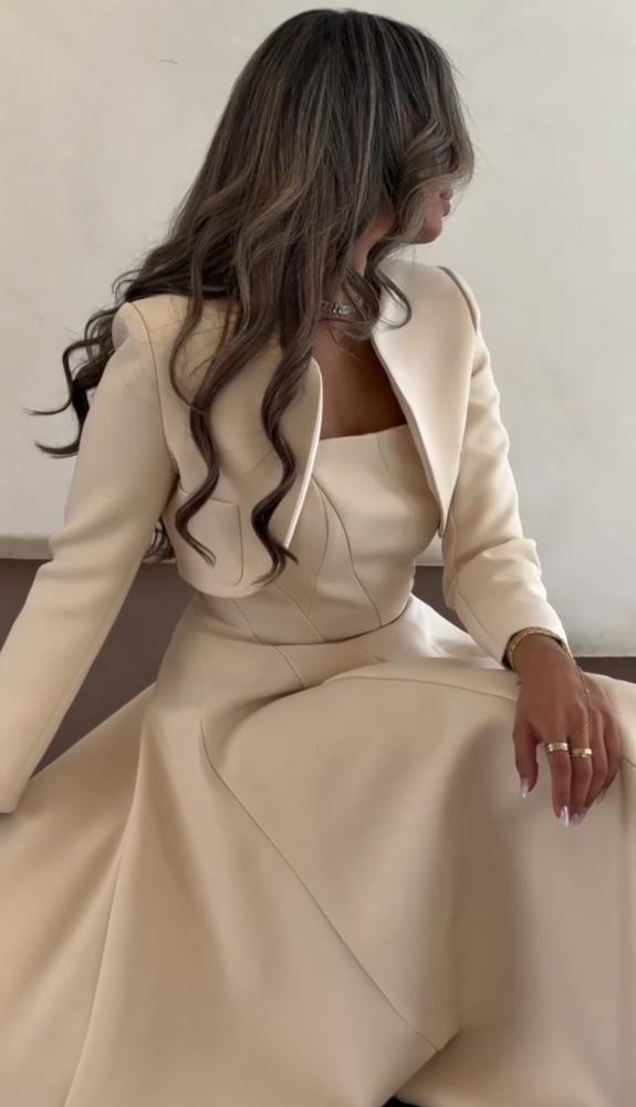 فستان العيد مع جاكيت بلونين أنيقة