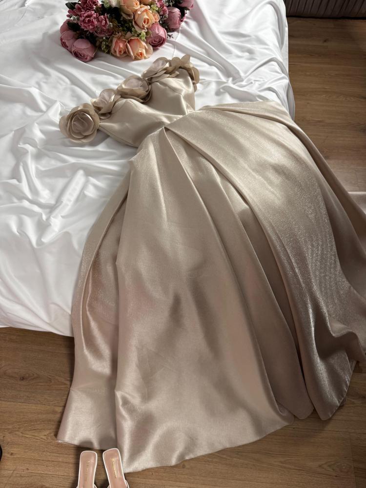 فستان سهره ميكادو روسي بصدر مورد