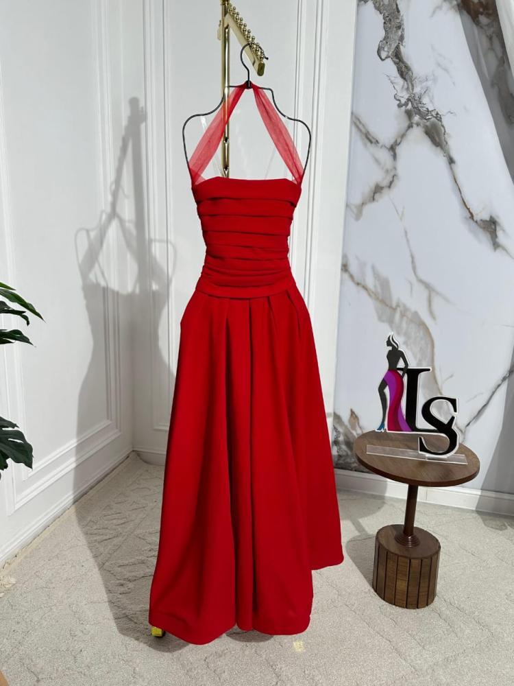 فستان أصفر ليموني ناعم برباط حول العنق