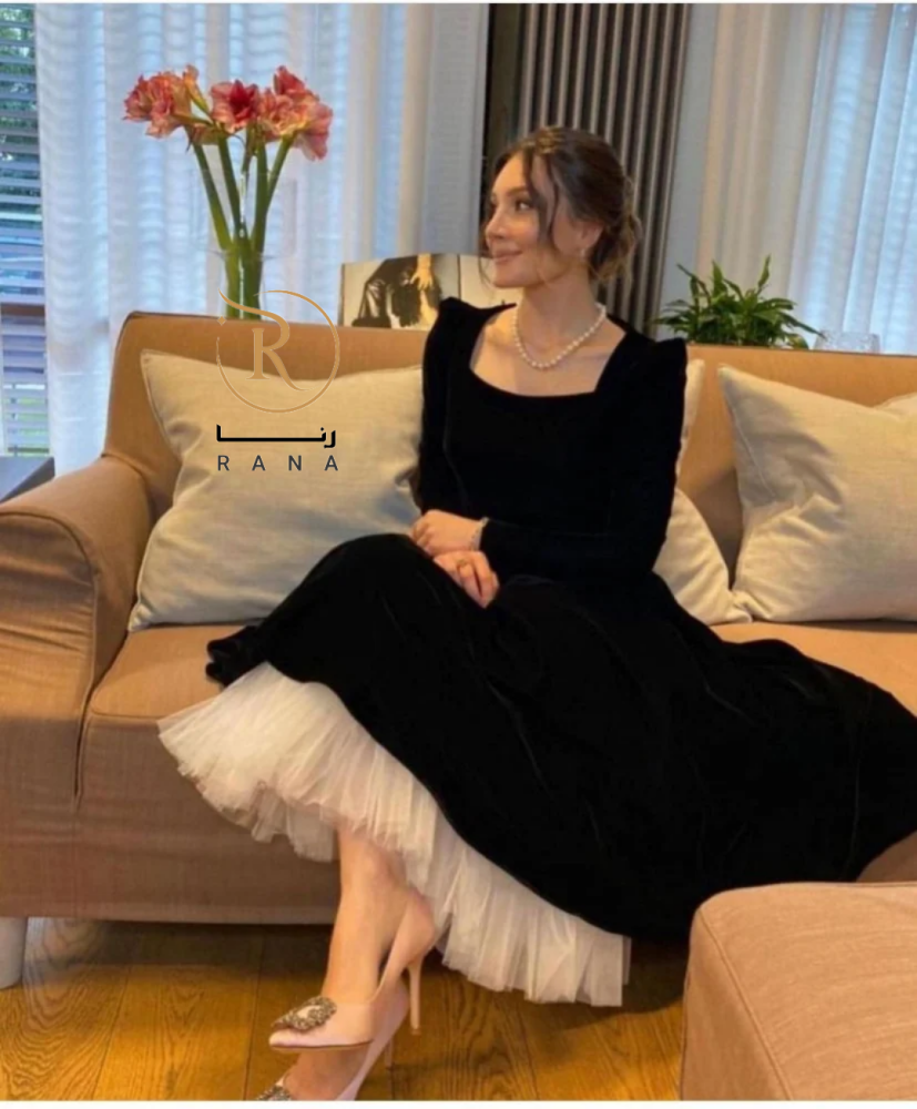 فستان مخمل اسود