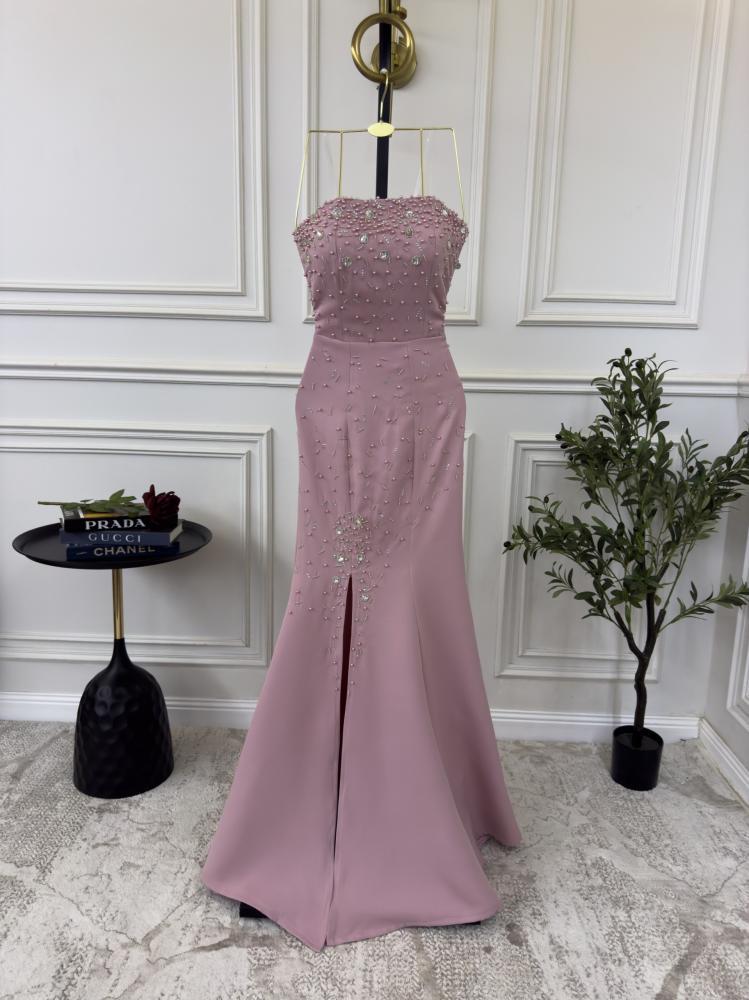 فستان سهرة مزين بكرستال مع لولو