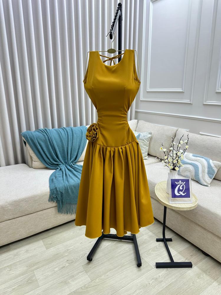 فستان ناعم بألون مختلفه فخم