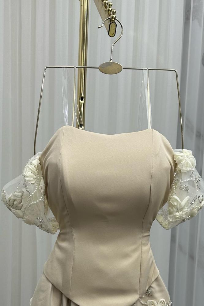 فستان سهرات  أوف شولدر بتصميم أنيق وراقي