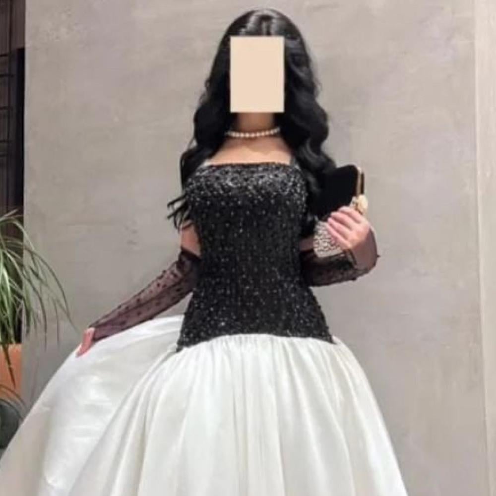 فستان سهرة اسود على ابيض ميكادو + تطريز لولو