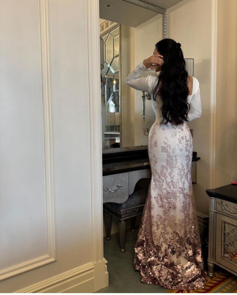 فستان فخم مطرز