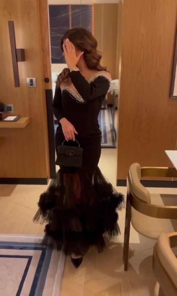 فستان سهرة اسود