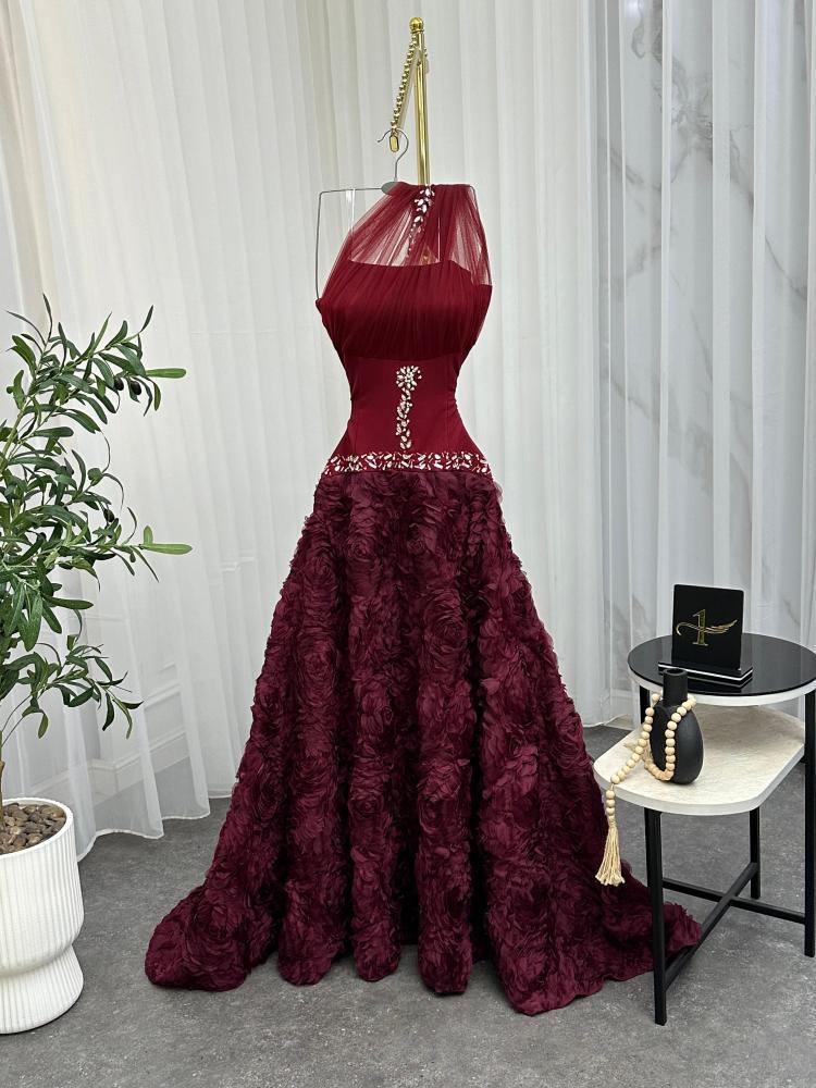 فستان سهره مطرز بتطريز انيق