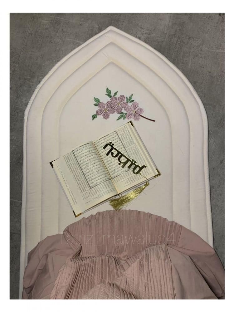 طقم صلاة مع شرشف راقي