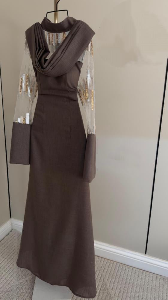 فستان فخم بأكمام وصدريه تل مطرزه