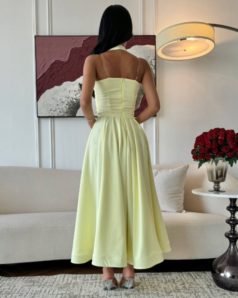 فستان أصفر ليموني ناعم برباط حول العنق