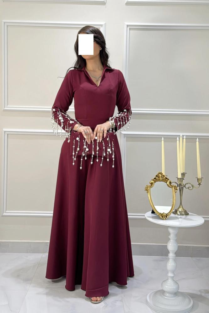 فستان سهره ناعم برغندي مزين بخرز واللؤلؤ