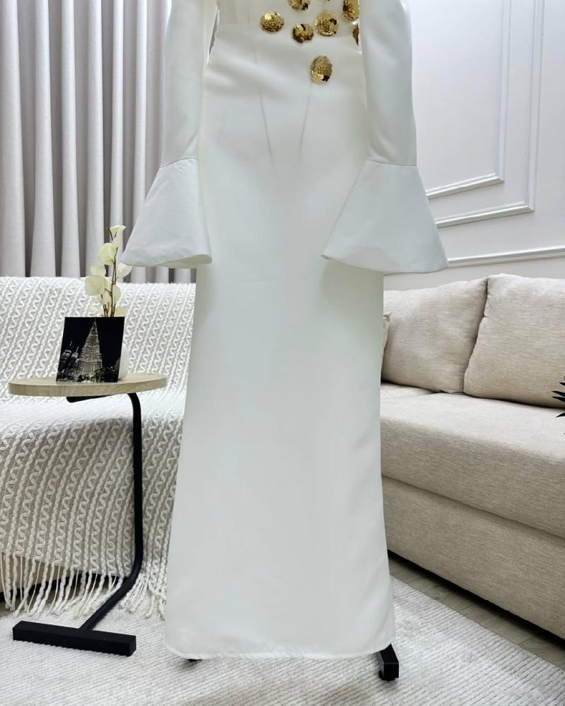 فستان أبيض بتصميم باربي للعيد