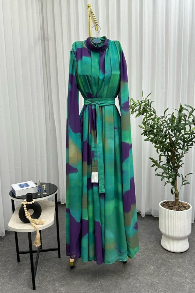 فستان بكم طويل بنقشة متعددة الألوان