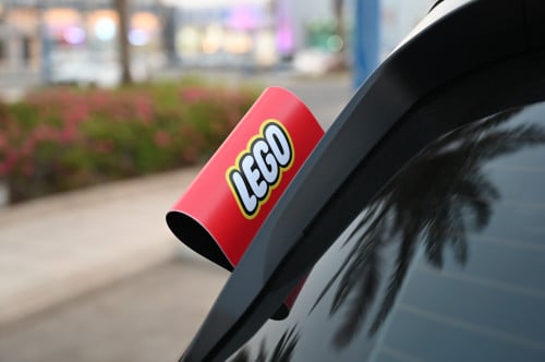 شعار LEGO - احمر