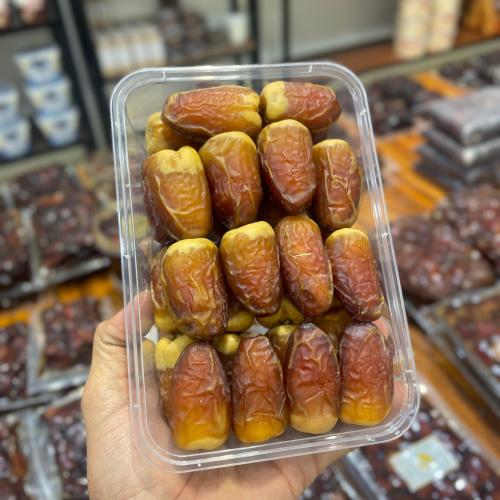 صقعي نوادر معلب