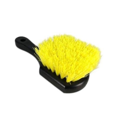 فرشة لتنظيف الجنوط والكفرات