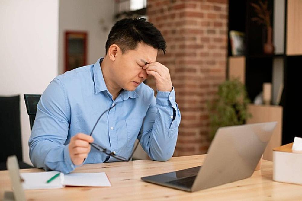 جفاف العين: أسباب وأعراض وعلاجات للتخلص من الإزعاج