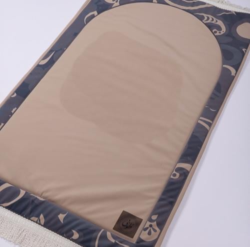 سجادة مخمل II