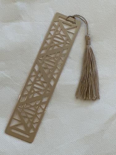 فاصل معدني ( لون نحاسي)