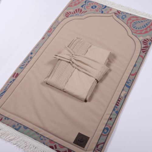 طقم سجادة مخمل مع شرشف طرحه