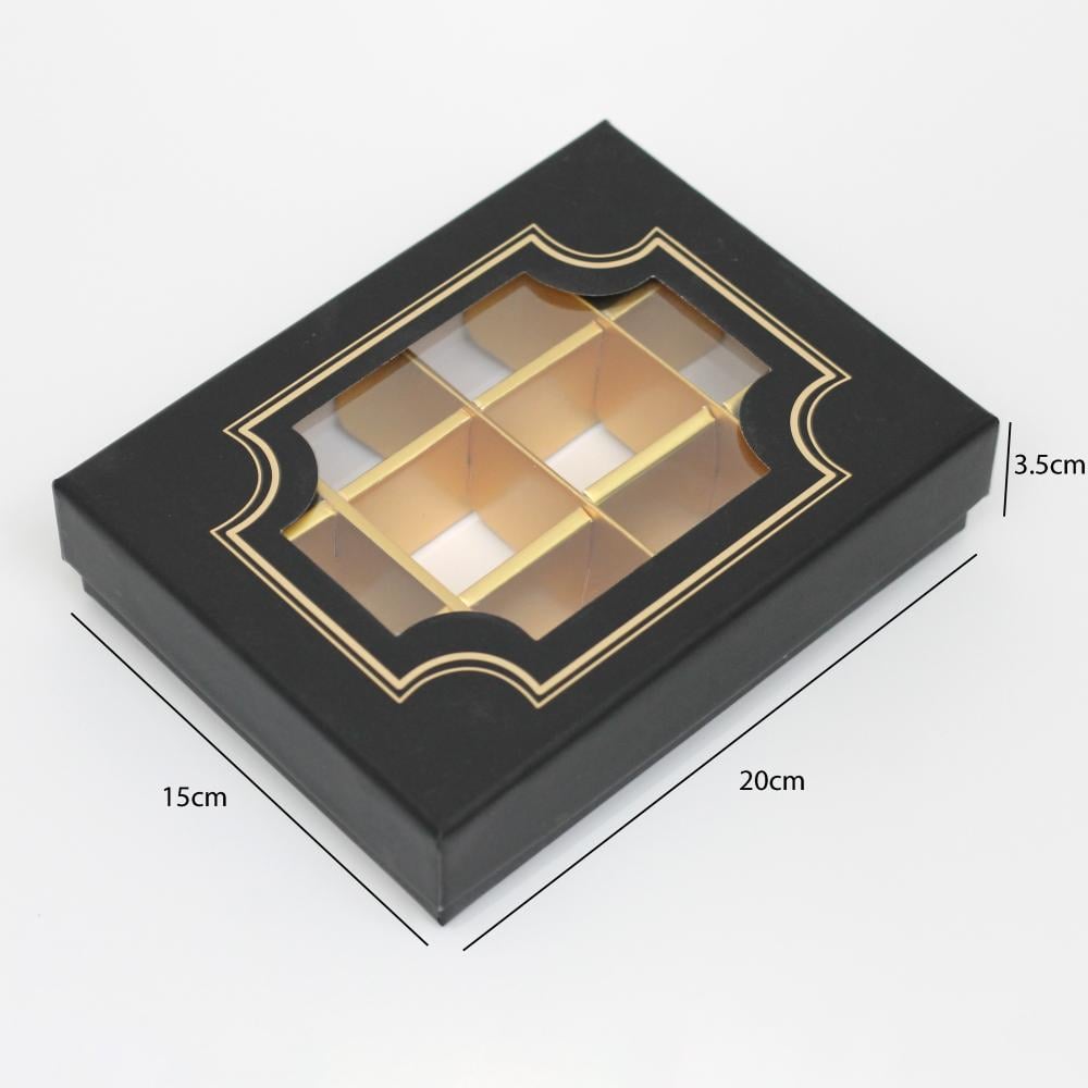 علب حلويات شفافة بتقسيم 12 فتحة