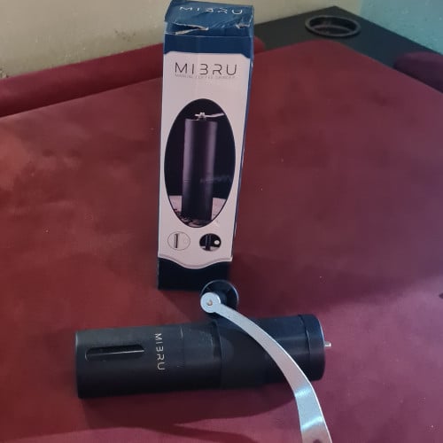 طاحونة ميبرو بمقبض جلد