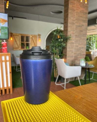 كوب حافظ للحرارة تصميم فريسكو