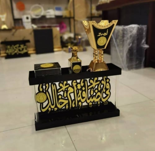 استاند مع مبخره مع صندوق مع تولة عطر