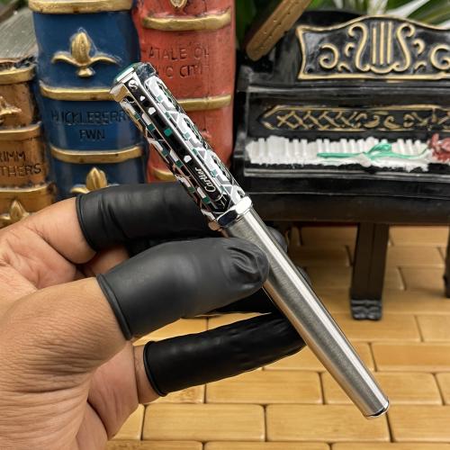قلم كارتير سانتوس دومو طبق الاصل