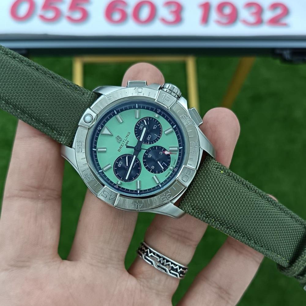 ساعة بريتلينج افنجر سراميك