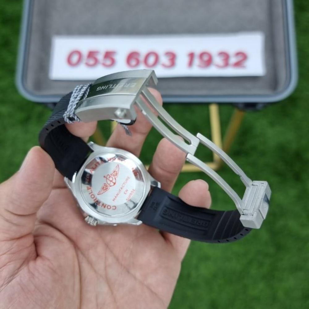 ساعة بريتلينج سوبروشن