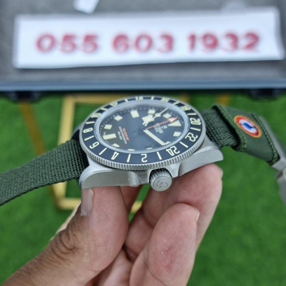 ساعة تيودور بيلاغوس FXD GMT