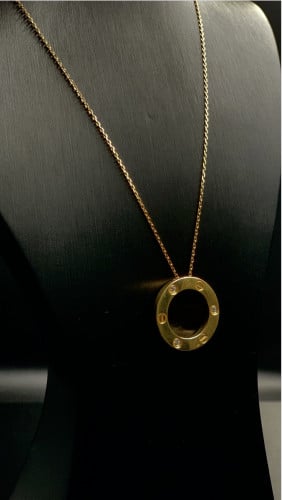 سلسال كارتييه  عيار 18  الوزن : 7.6  السعر : 2930 ريال