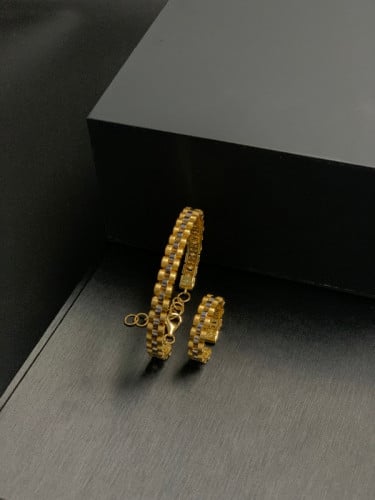 سوارة بتصميم رولكس