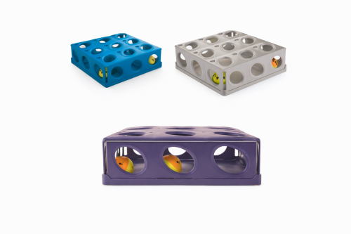 لعبة كرة مربعة للقطط والحيوانات الاليفة