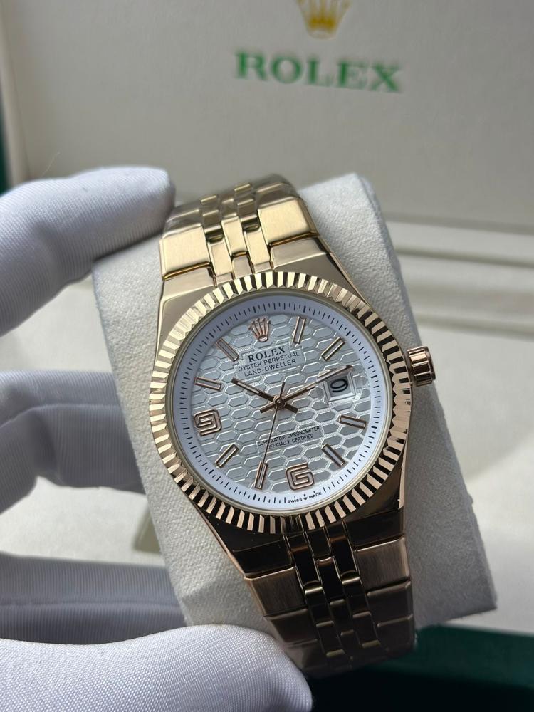 ساعة طبق الأصل ROLEX