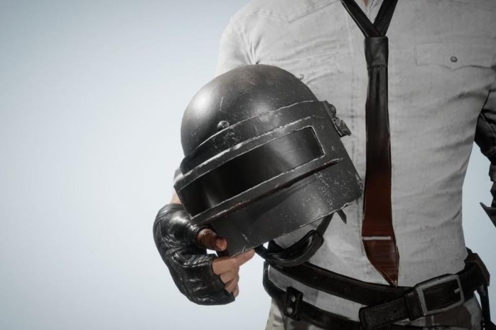 مقارنة بين ببجي وفري فاير قم باختيار الأفضل لك