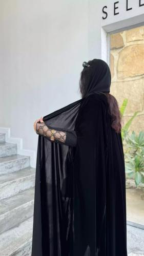 5127 | عباية بشت قطرية مخمل شتوية