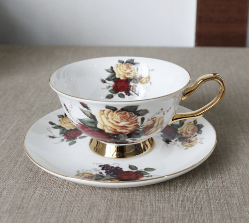 English rose tea cup