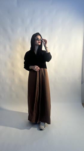 عباية مخمل بني مع كريب شتوي بني