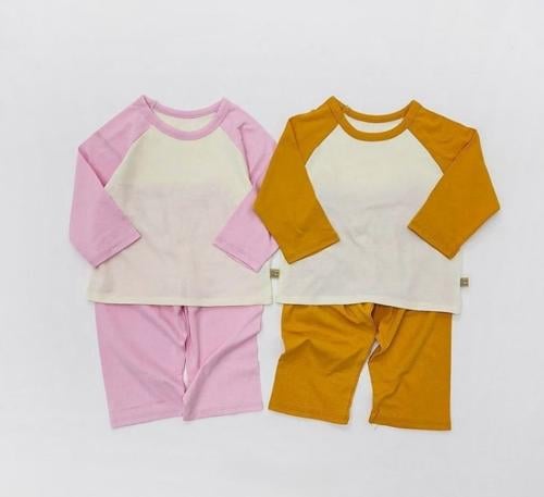 Vivivd Raglan Set