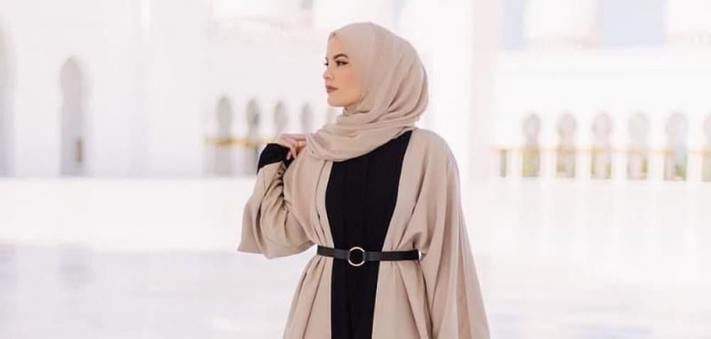 تنسيق الاسود مع الالوان من متجر سارة ارت
