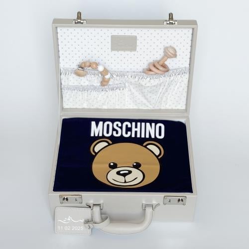 حقيبة جلدية فاخرة-مفرش من Moschino
