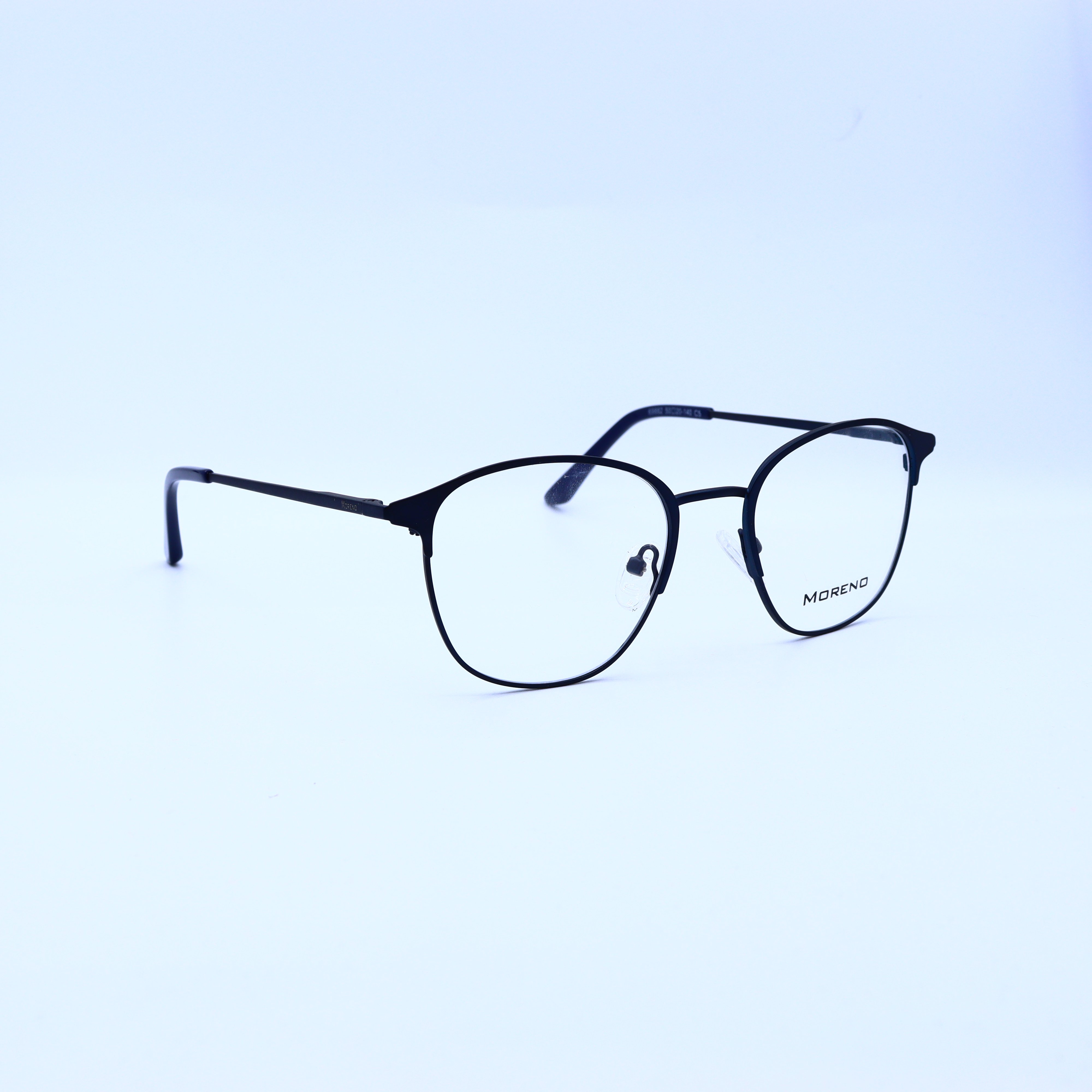 تصميم دقيق لإطار نظارات طبية MORENO موديل 69882