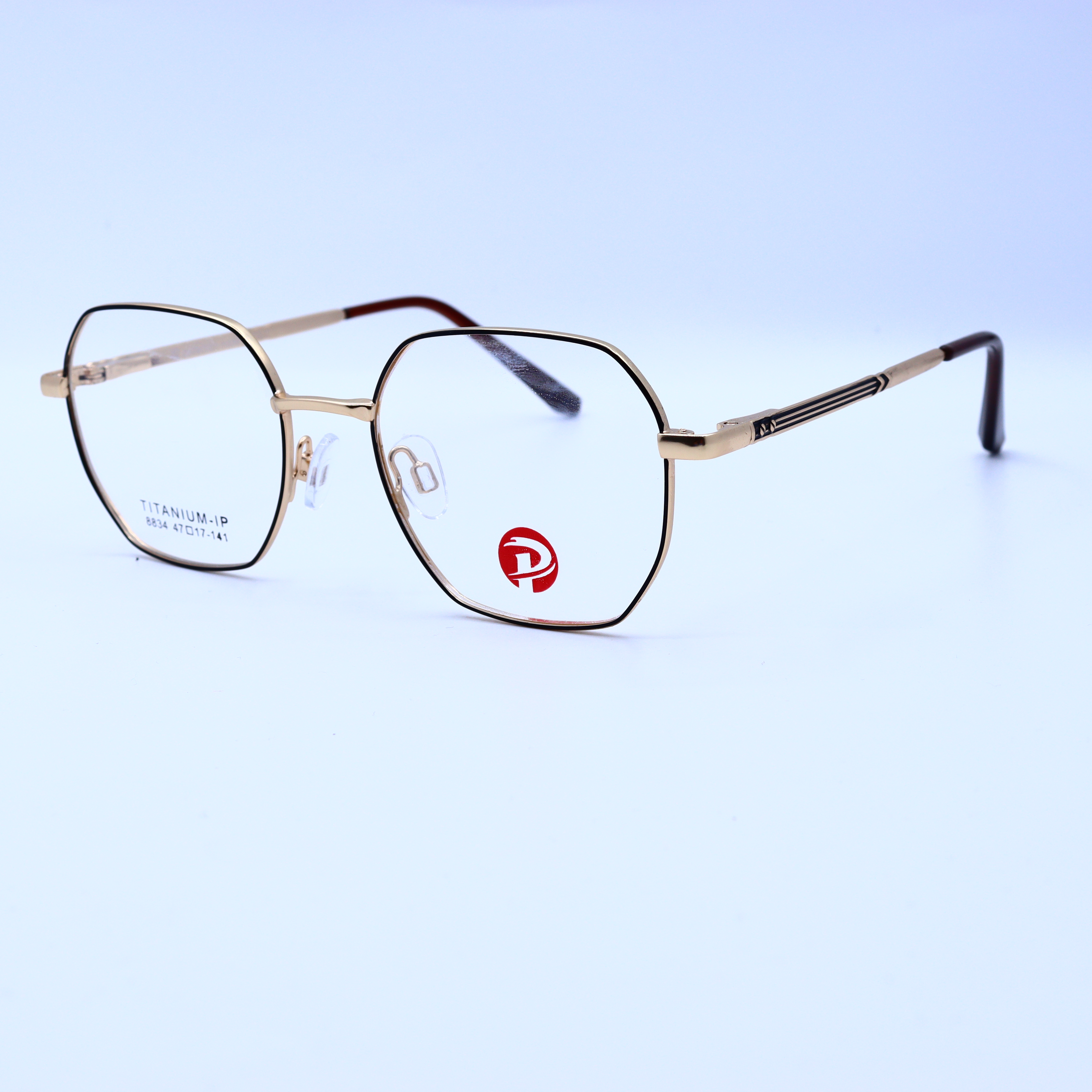 تصميم عصري لنظارة طبية موديل PORTO 8834