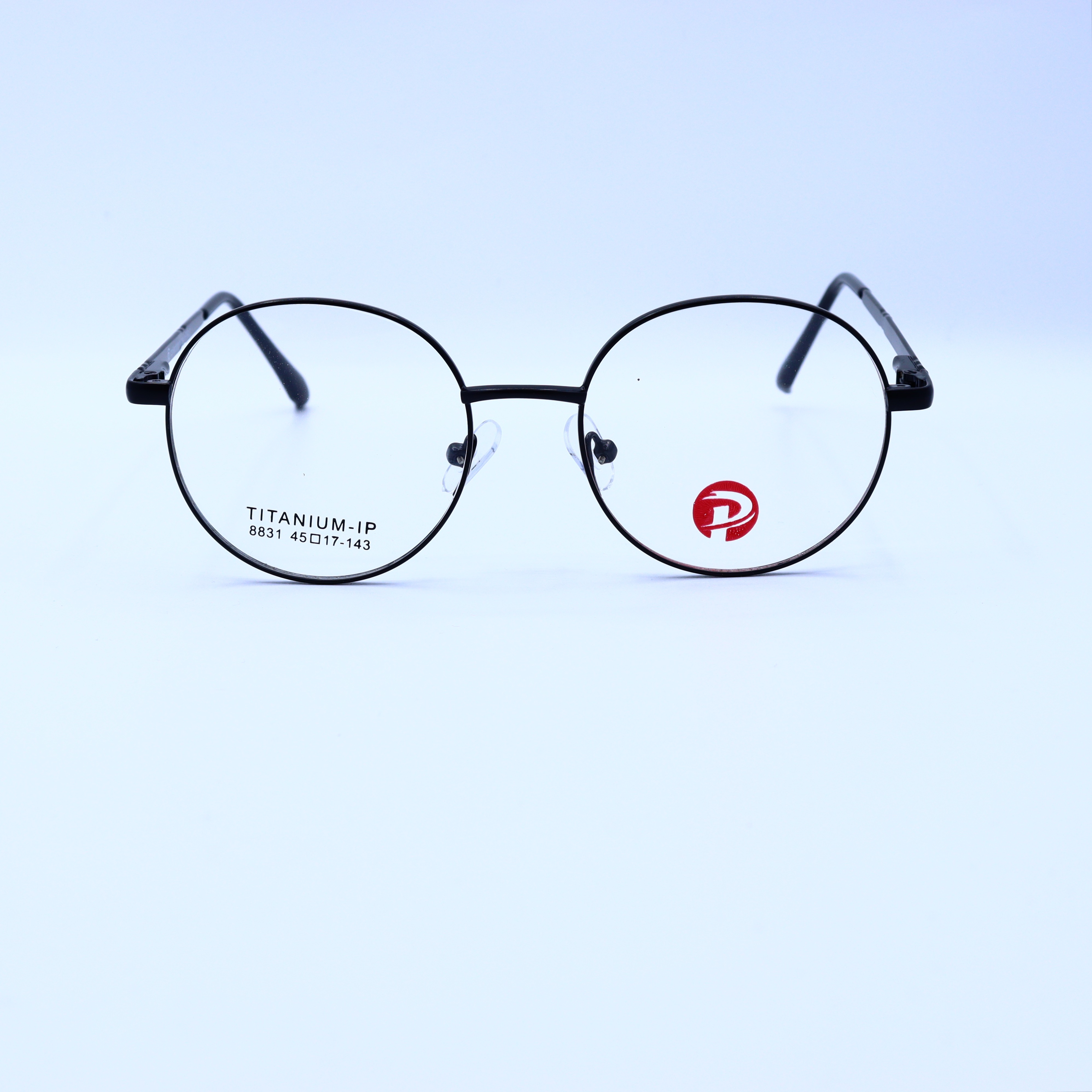 نظارات طبيه ماركه PORTO موديل 8831 بإطار تيتانيوم خفيف