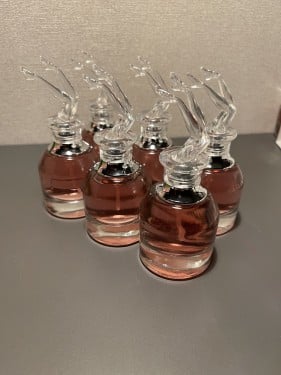 عطر بخاخ ميني